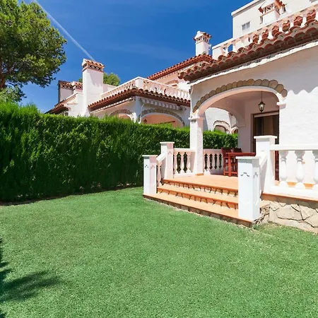 Holiday home Uhc Bosque Ii Family Complex Hospitalet De L'Infant